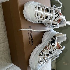 Kids Burberry Sneakers